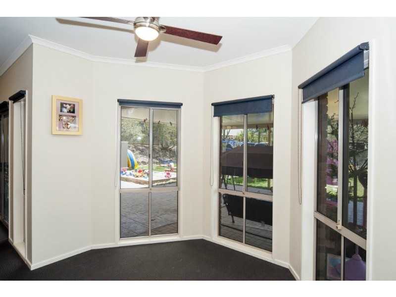 6 Stolle Court, Oxenford QLD 4210