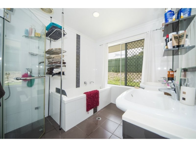 10 Fleur Court, Upper Coomera QLD 4209