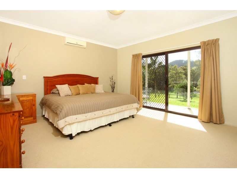 1070 Tamborine Oxenford Road, Wongawallan QLD 4210