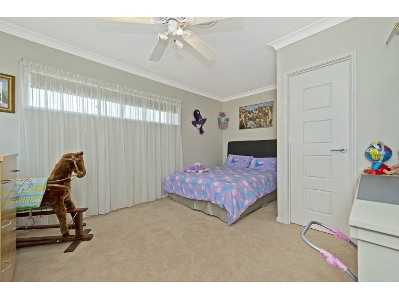 9 Greenacre Way, Maudsland QLD 4210