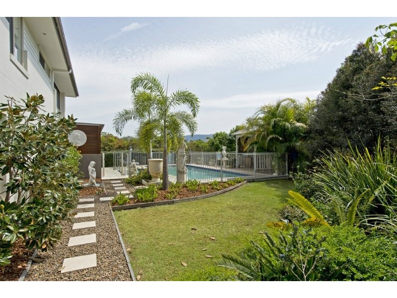 9 Greenacre Way, Maudsland QLD 4210