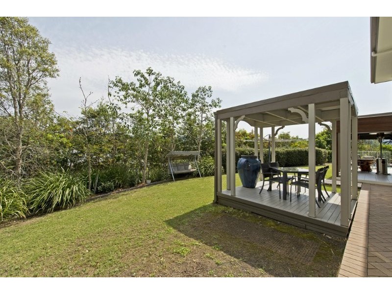9 Greenacre Way, Maudsland QLD 4210