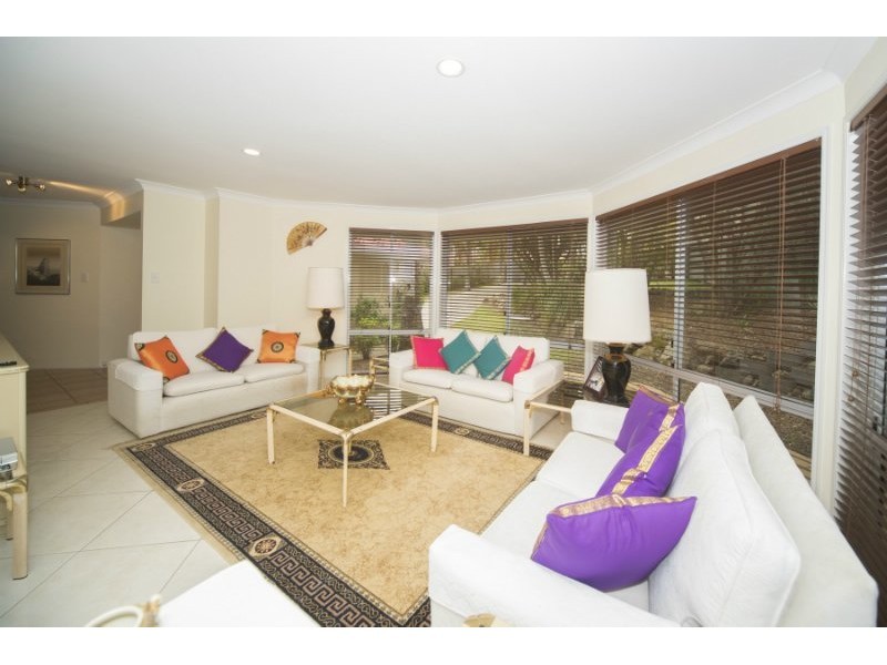 4 Creekwood Place, Monterey Keys QLD 4212