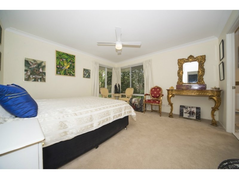 4 Creekwood Place, Monterey Keys QLD 4212