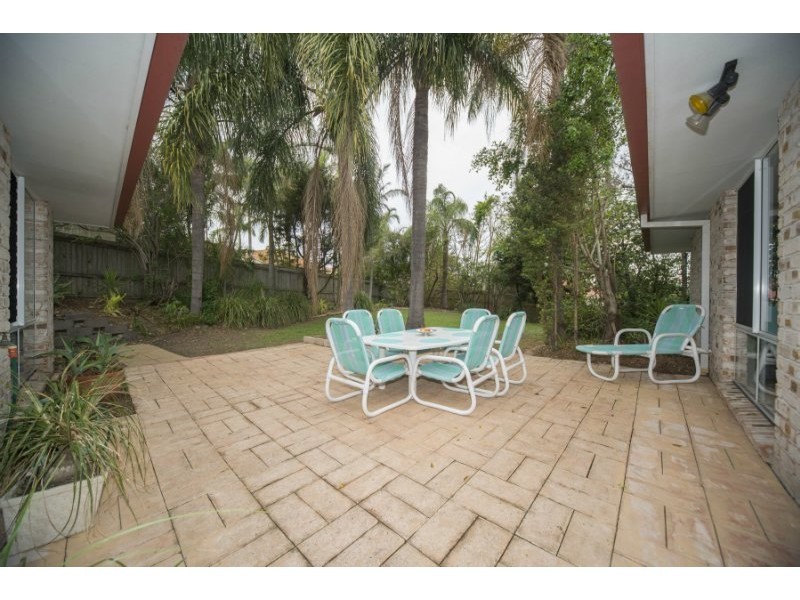 4 Creekwood Place, Monterey Keys QLD 4212