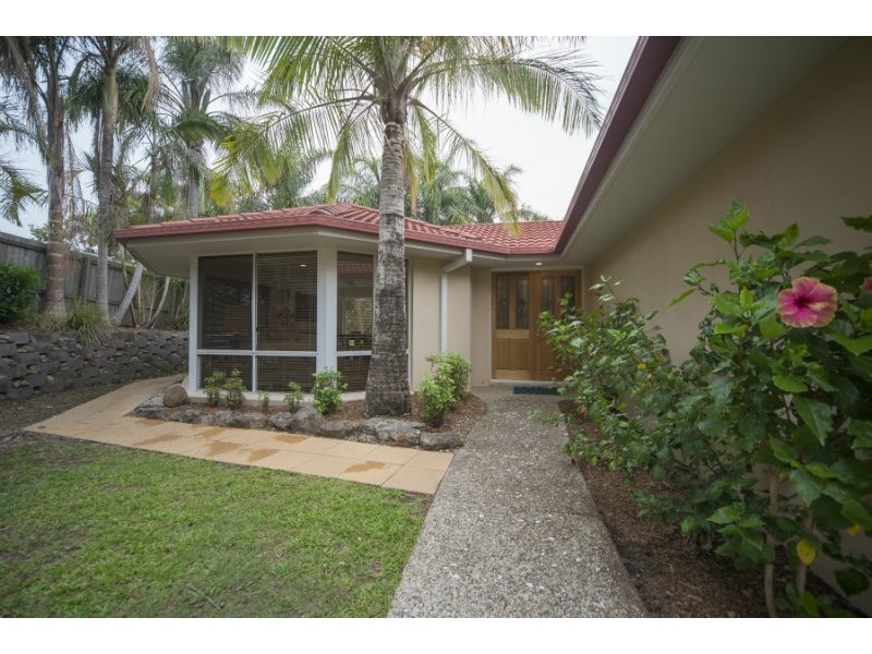 4 Creekwood Place, Monterey Keys QLD 4212