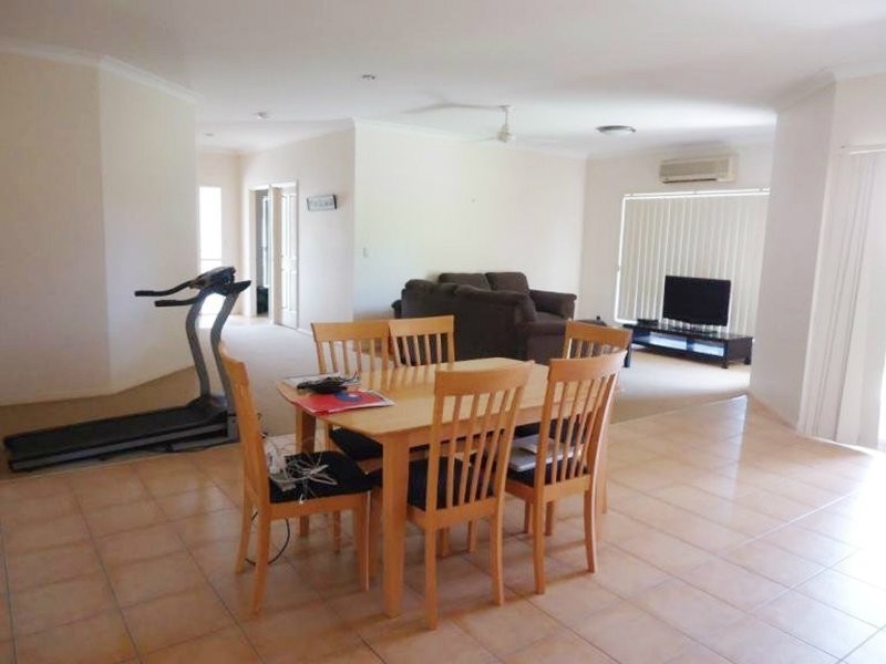 24 Goldcrest Drive, Upper Coomera QLD 4209