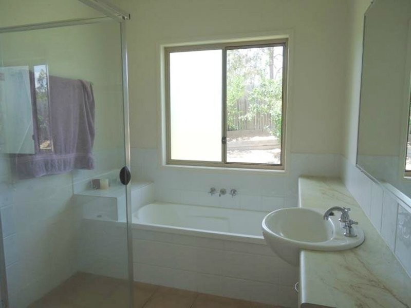 24 Goldcrest Drive, Upper Coomera QLD 4209