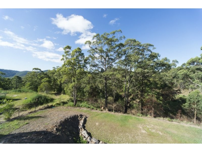 12 Walter Court, Wongawallan QLD 4210