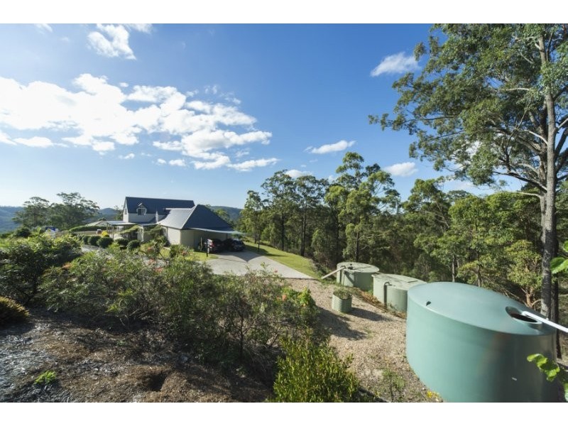 12 Walter Court, Wongawallan QLD 4210