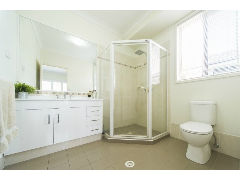 5 Bishopwood Court, Upper Coomera QLD 4209