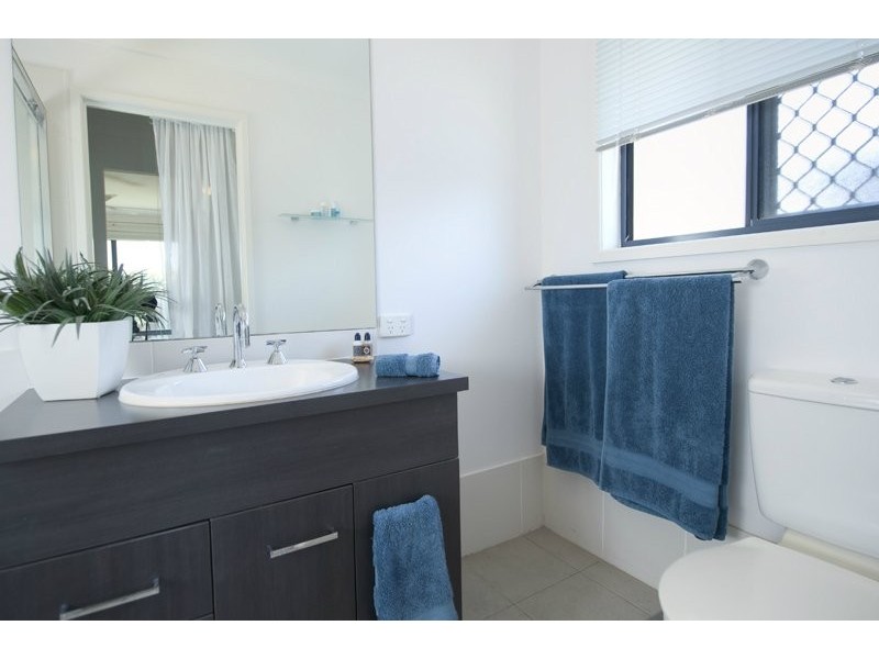 10 Cobb & Co Drive, Oxenford QLD 4210