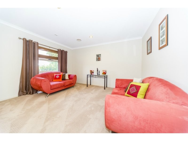 8 Bishopwood Court, Upper Coomera QLD 4209