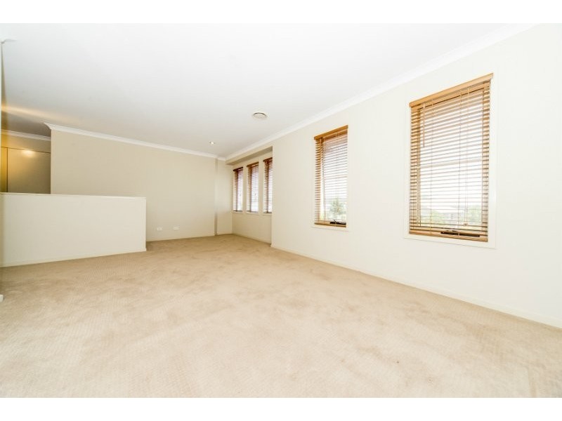 8 Bishopwood Court, Upper Coomera QLD 4209