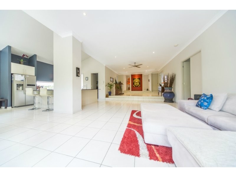 11 Oceanblue Rise, Upper Coomera QLD 4209