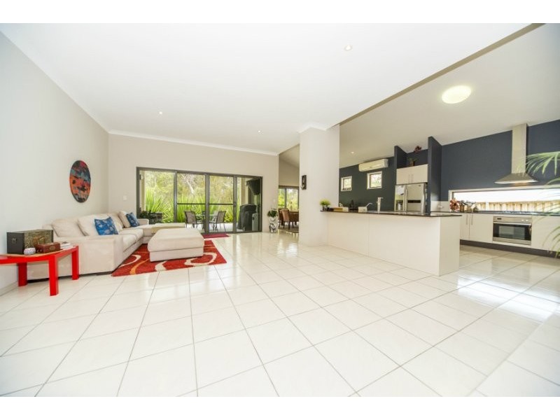 11 Oceanblue Rise, Upper Coomera QLD 4209