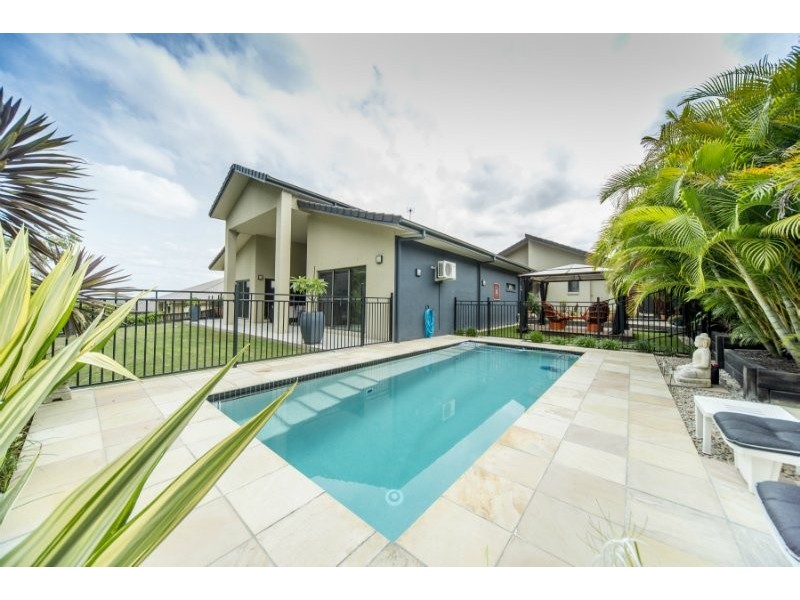 11 Oceanblue Rise, Upper Coomera QLD 4209