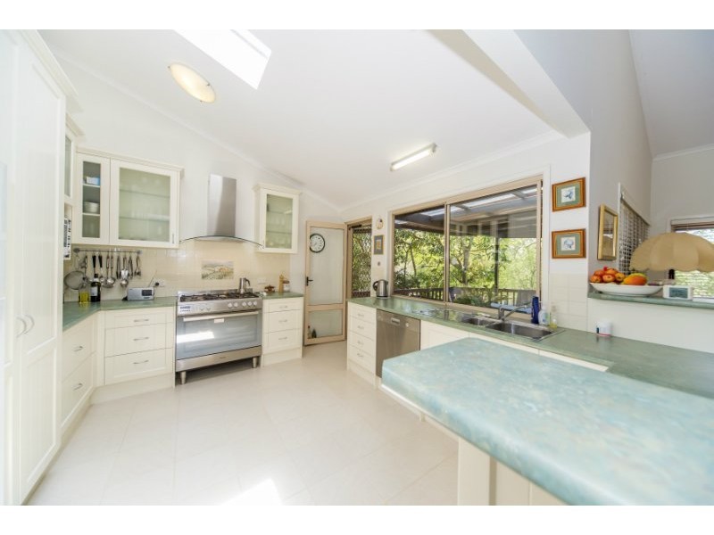34 Camden Court, Helensvale QLD 4212