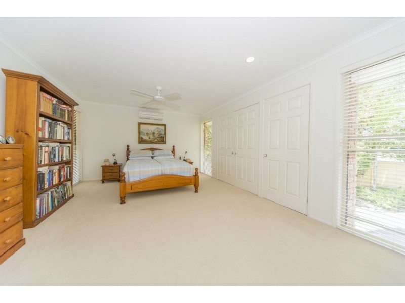 34 Camden Court, Helensvale QLD 4212