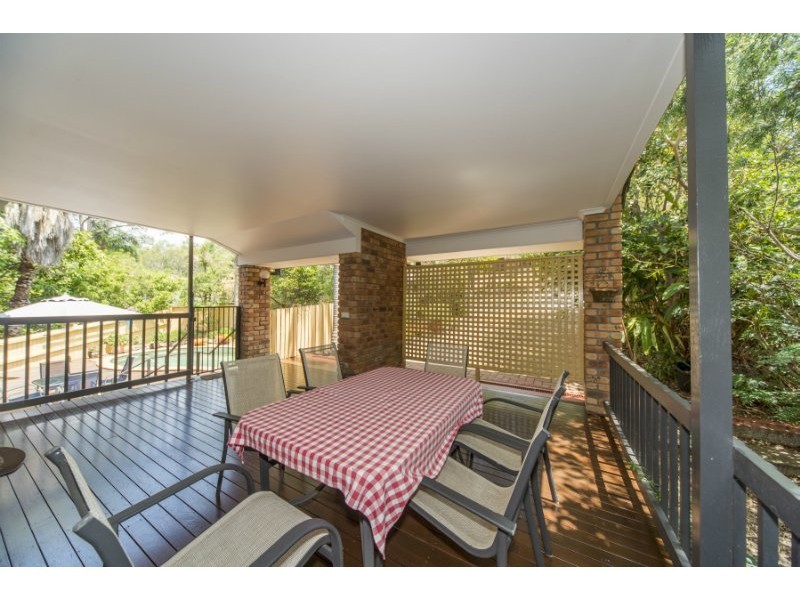 34 Camden Court, Helensvale QLD 4212