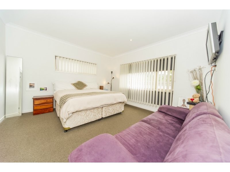 10 Wright Court, Upper Coomera QLD 4209