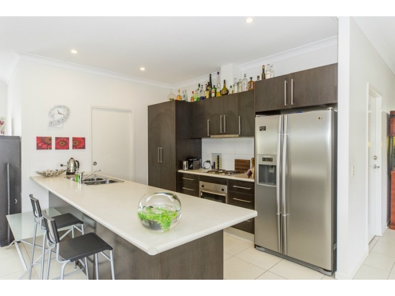 10 Wright Court, Upper Coomera QLD 4209