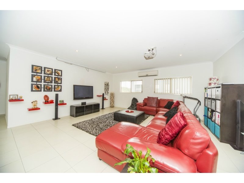 10 Wright Court, Upper Coomera QLD 4209