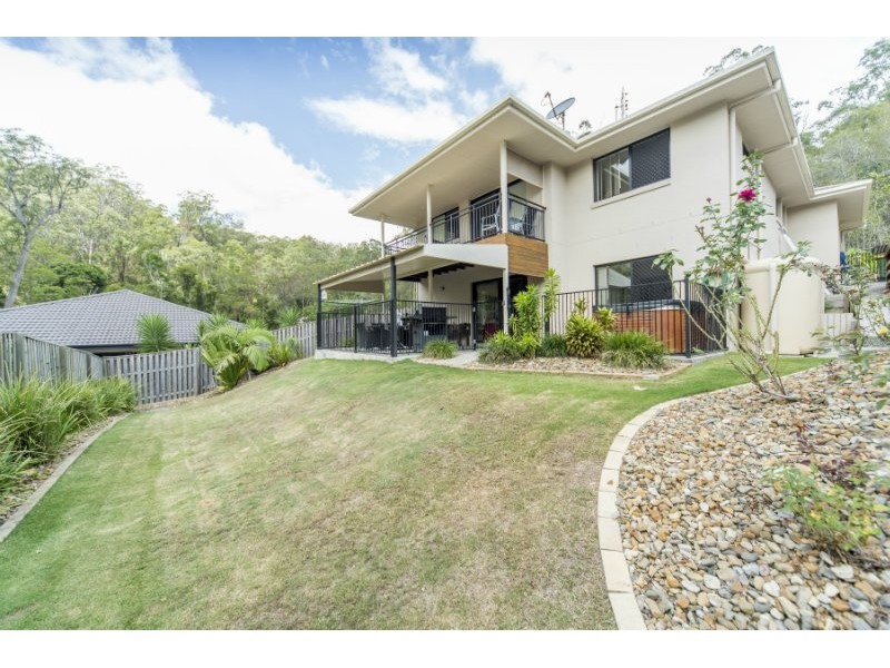 99 Roberts Drive, Maudsland QLD 4210