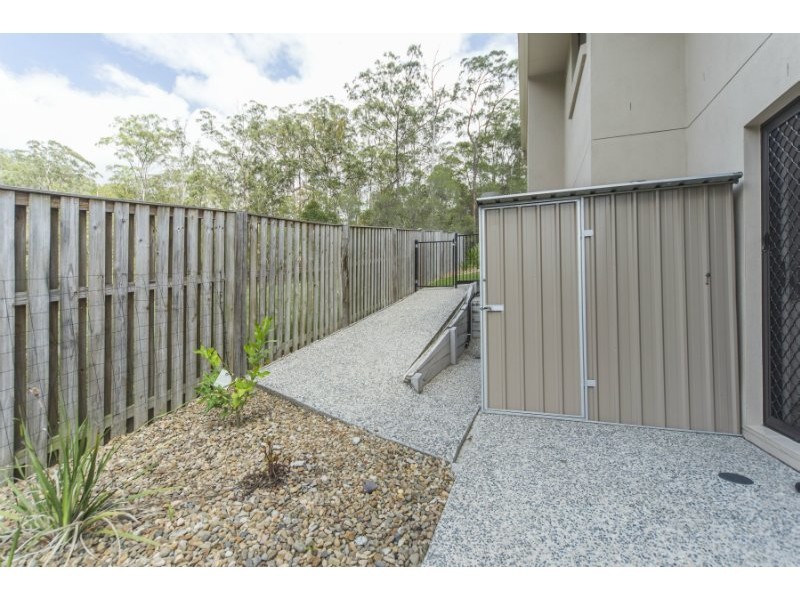 99 Roberts Drive, Maudsland QLD 4210