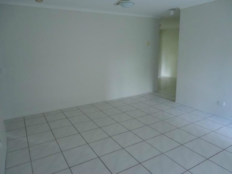 2/24 Broadway Drive, Oxenford QLD 4210