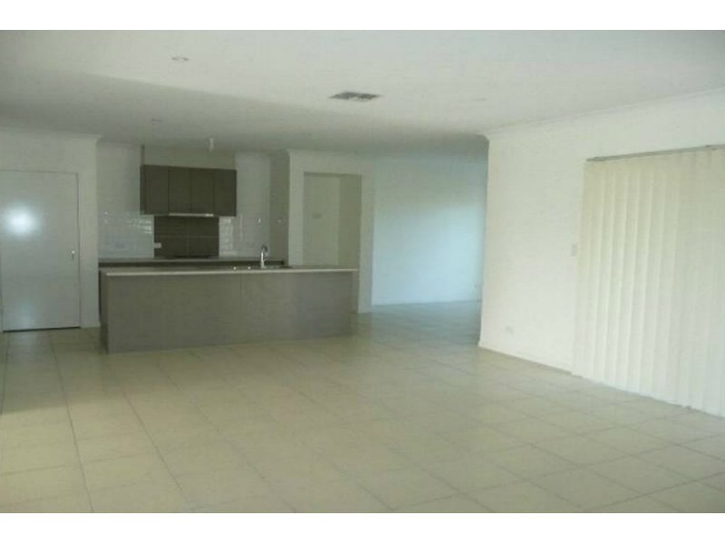7 Runway Drive, Upper Coomera QLD 4209