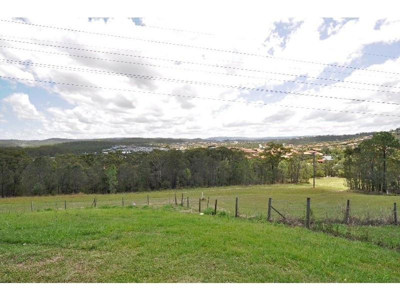 7 Knoll Court, Gaven QLD 4211