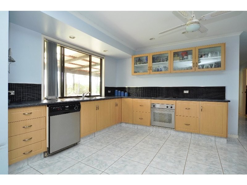 7 Knoll Court, Gaven QLD 4211