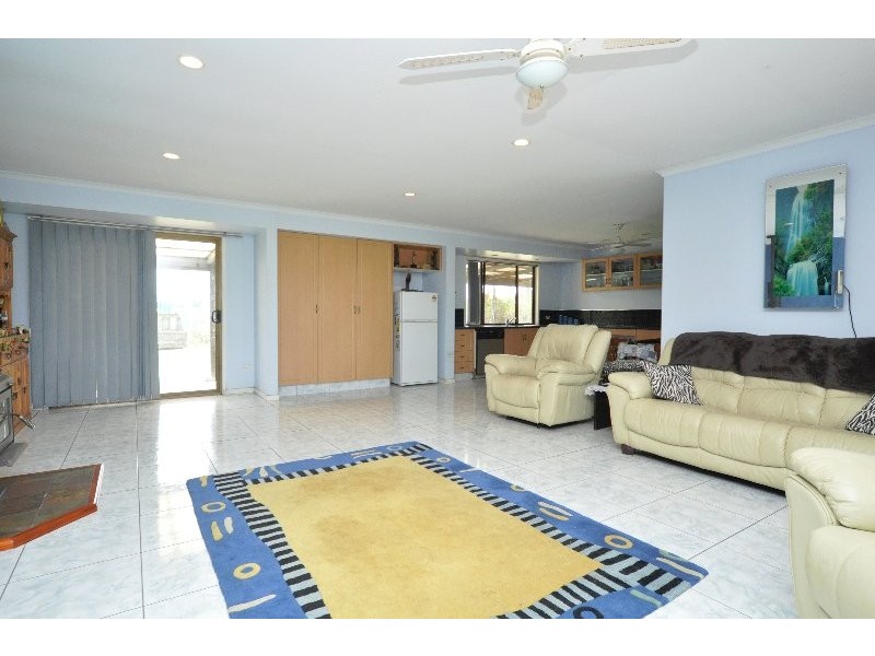 7 Knoll Court, Gaven QLD 4211