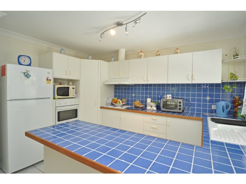 15 Pinebark Avenue, Oxenford QLD 4210