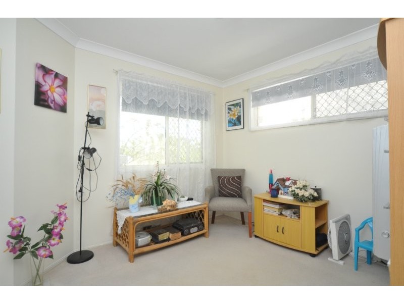 15 Pinebark Avenue, Oxenford QLD 4210