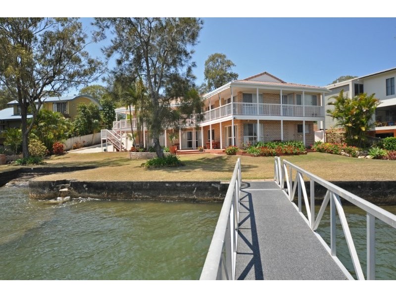 15 Lachlan Drive, Coomera QLD 4209