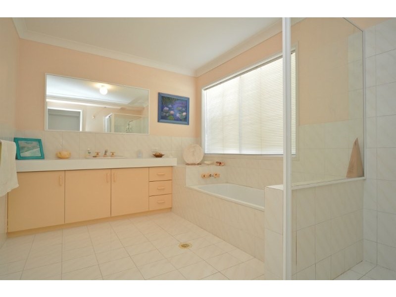 15 Lachlan Drive, Coomera QLD 4209