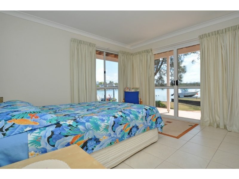 15 Lachlan Drive, Coomera QLD 4209