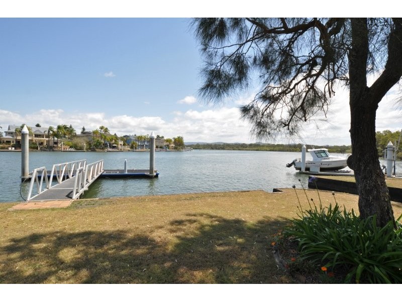 15 Lachlan Drive, Coomera QLD 4209