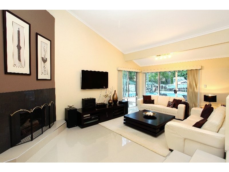 44 Clarence Drive, Helensvale QLD 4212