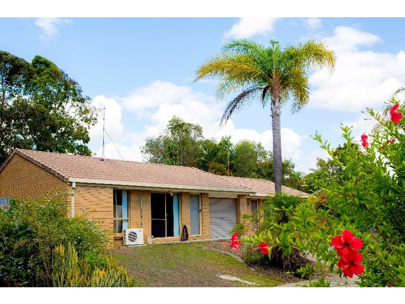 6/8 Village Way, Oxenford QLD 4210