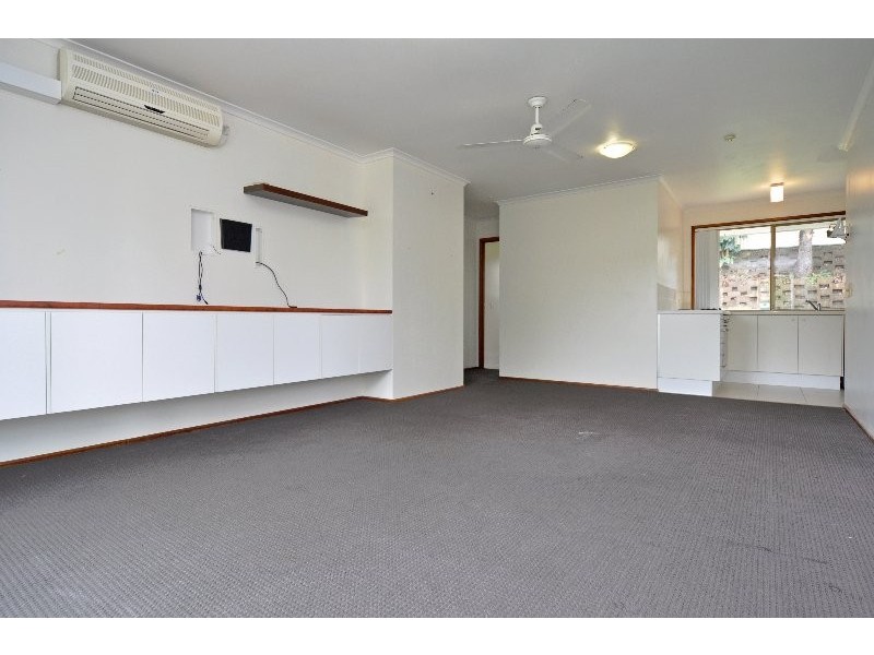 6/8 Village Way, Oxenford QLD 4210