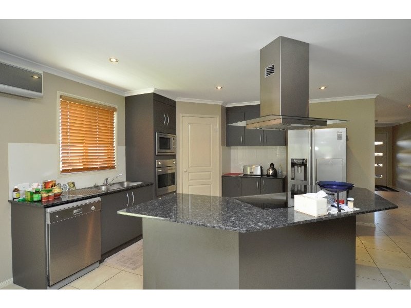 1 Oceanis Drive, Oxenford QLD 4210