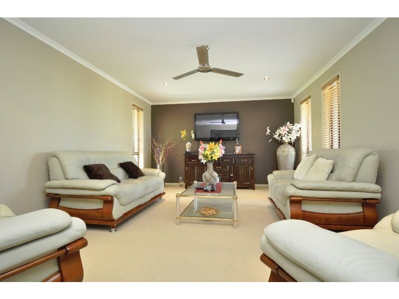 1 Oceanis Drive, Oxenford QLD 4210