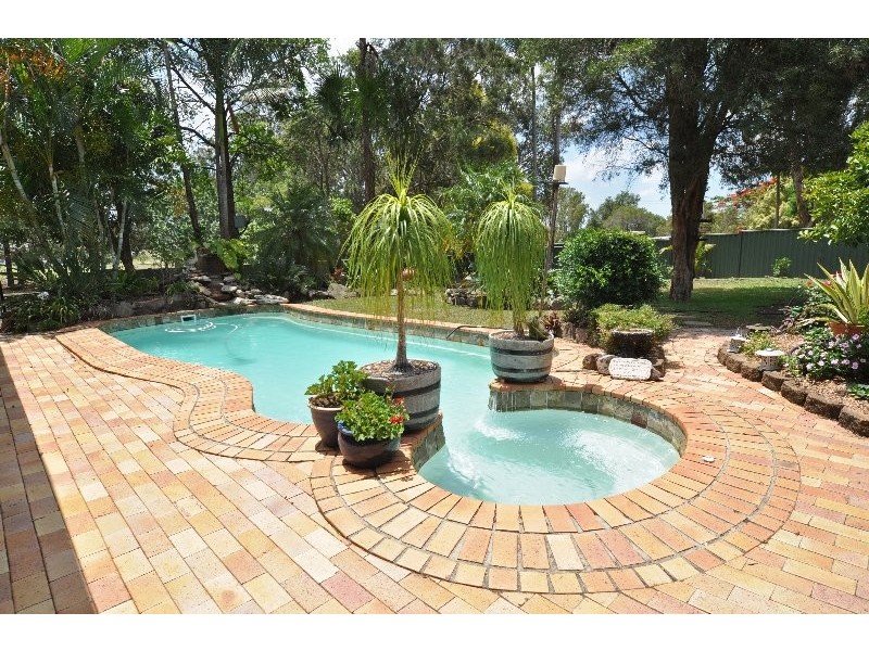 6 Myall Court, Oxenford QLD 4210