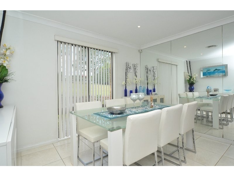 6 Myall Court, Oxenford QLD 4210