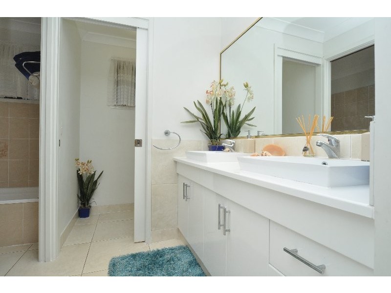 6 Myall Court, Oxenford QLD 4210