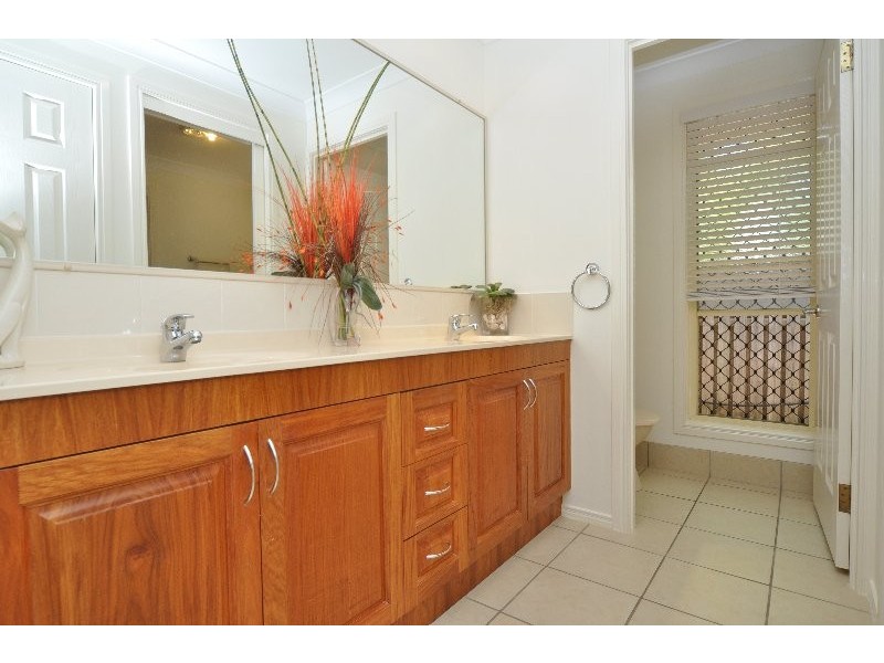9 Ballyhoo Lane, Coomera Waters QLD 4209
