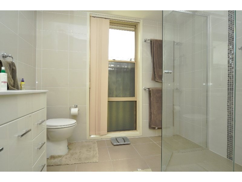 14 Crenshaw Court, Parkwood QLD 4214